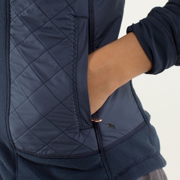 Lululemon Fleecy Keen Jacket - Picture 3 of 9